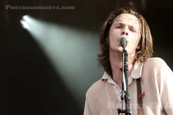 PALMA VIOLETS - 2015-06-26 - PARIS - Hippodrome de Longchamp - Chilli Jesson